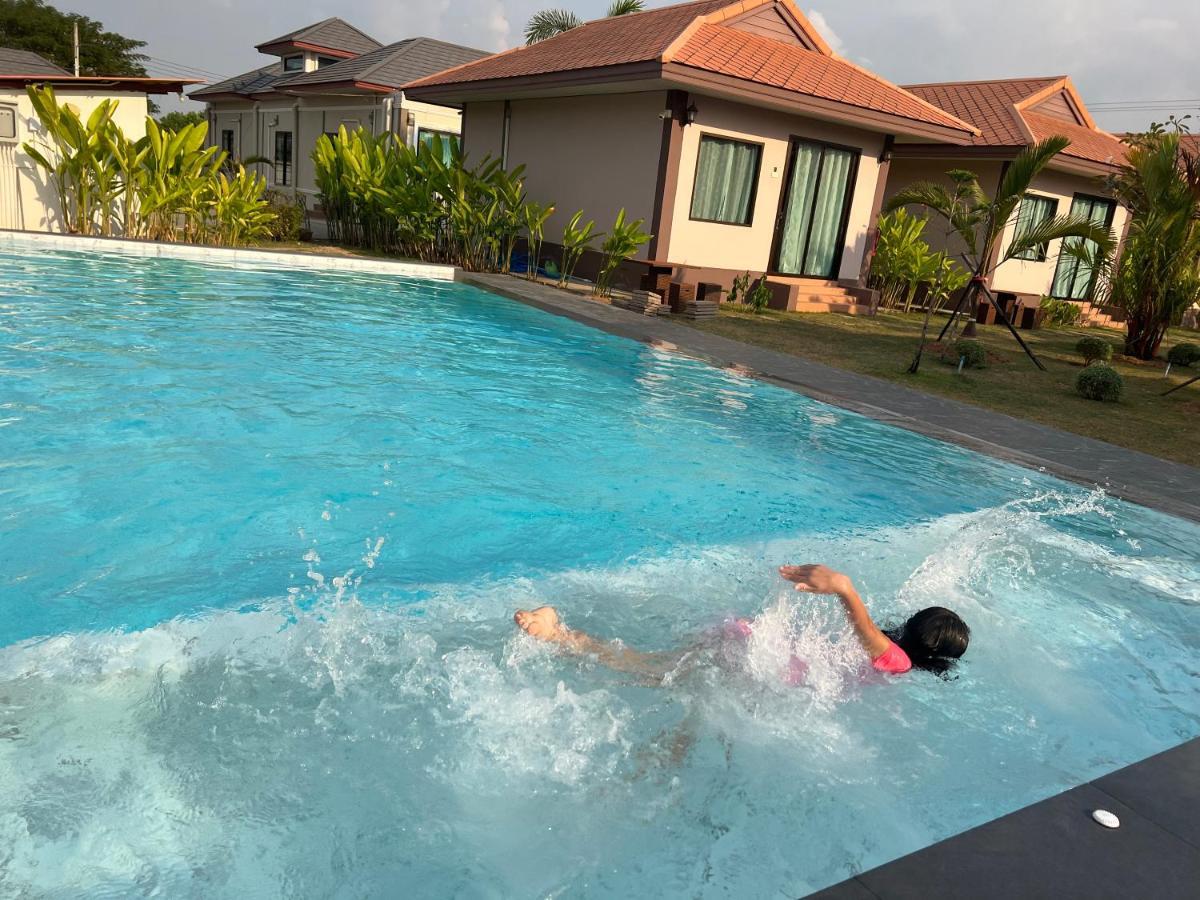 Tinna Resort Ban Nong Mai Ngam 外观 照片