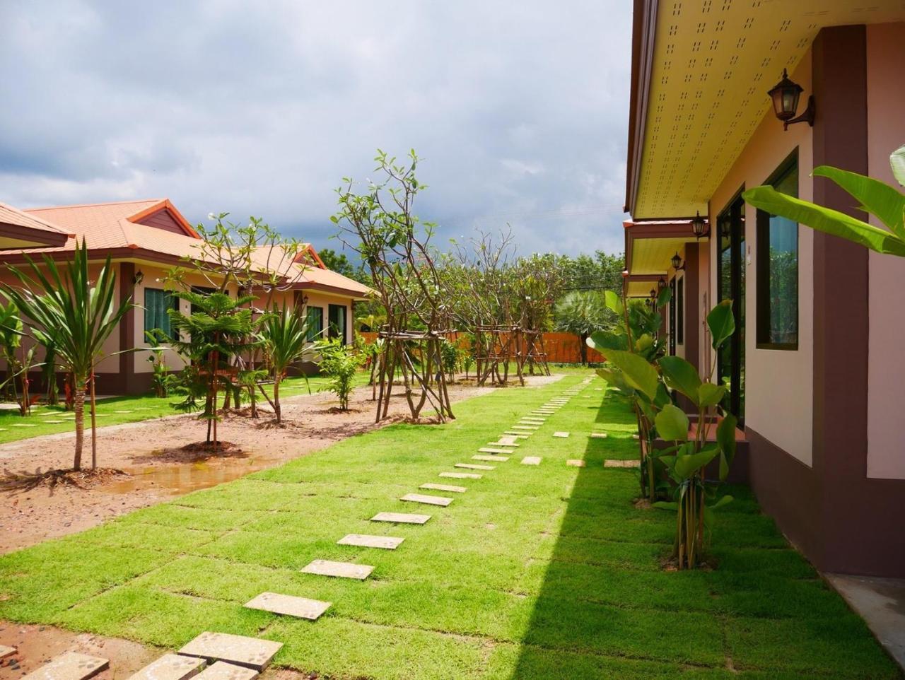 Tinna Resort Ban Nong Mai Ngam 外观 照片